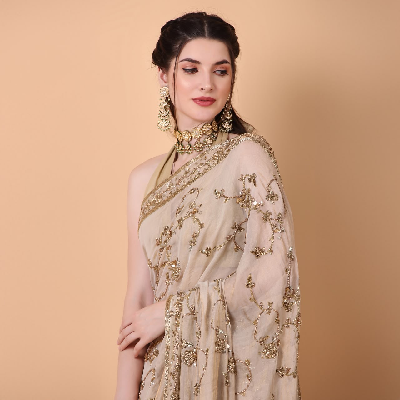 Zardozi detailed needlework